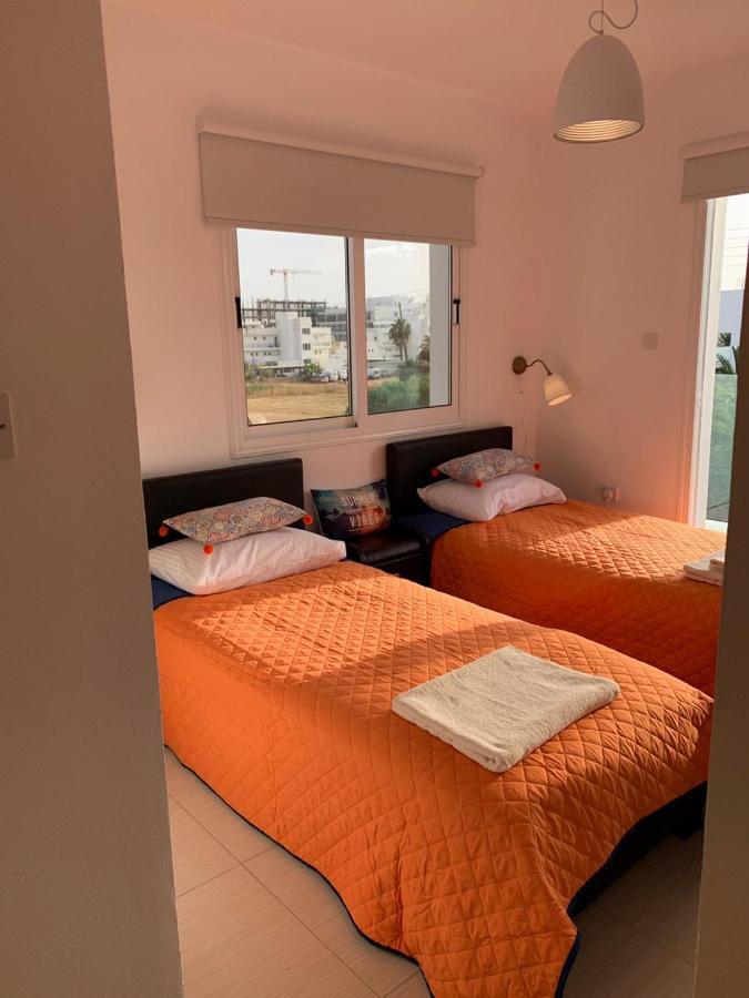 Nissini Villas 2 Ajía Nápa Kültér fotó