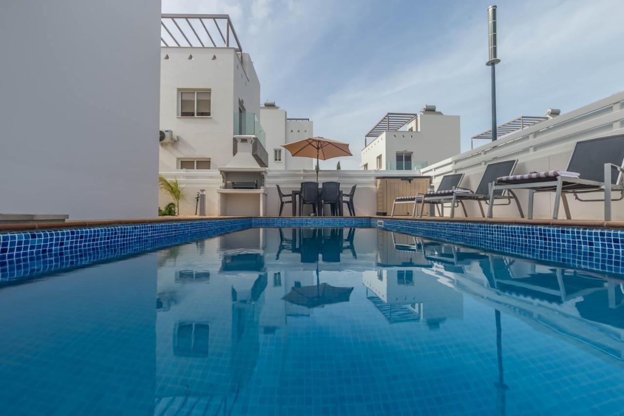 Nissini Villas 2 Ajía Nápa Kültér fotó